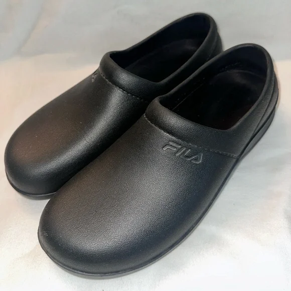 Fila Women’s Galvanize Black Non-Slip Work Shoes/ Hiking - Picture 1 of 7